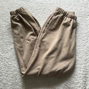 Lightly used size- small Brandy Melville sweatpants